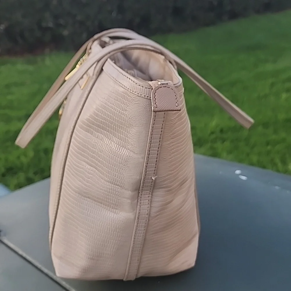 DKNY Croc Embossed Cream Leather Tote Bag with Tag
